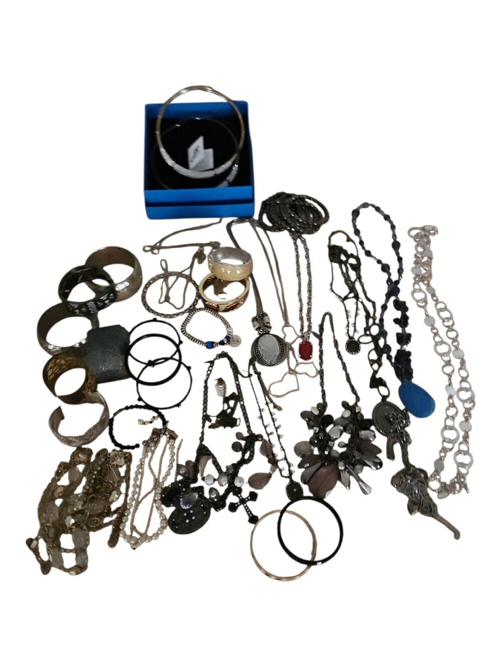 Costume Jewelry Bundle Of 35 Pieces. Necklaces, Chains, Bracelets, Cuffs, Beaded